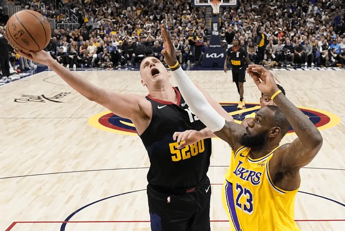 离谱！里程碑夜成都蓉城绝杀压哨切尔西赛前战术微调，蒂姆在掘金比赛中回归赛场的简单介绍